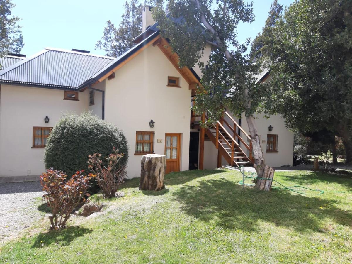 Apart Hotel Bungalows El Viejo Cipres San Carlos de Bariloche Exteriör bild
