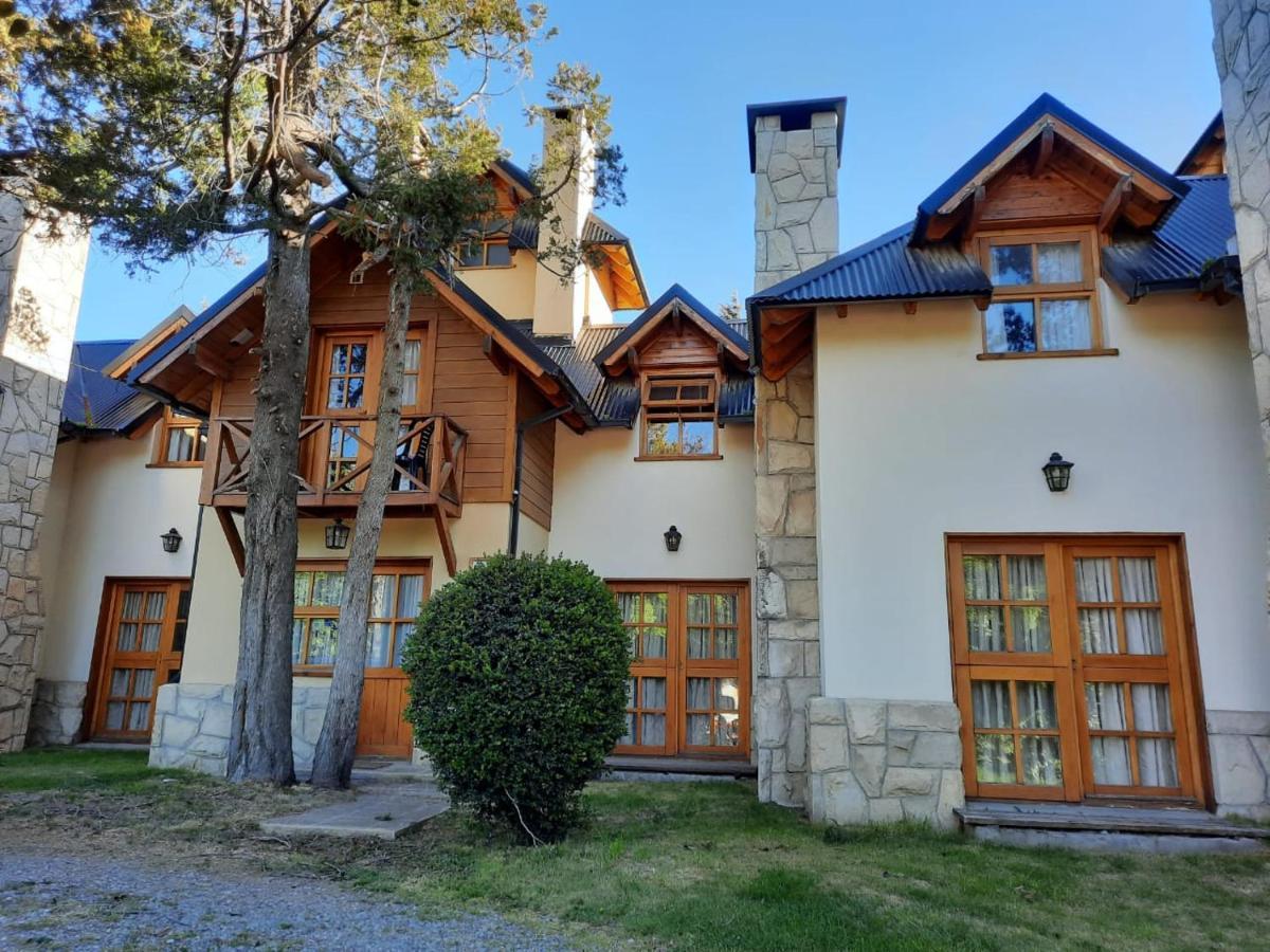 Apart Hotel Bungalows El Viejo Cipres San Carlos de Bariloche Exteriör bild
